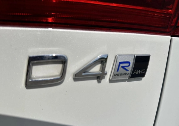 Volvo XC 60 cena 129900 przebieg: 173000, rok produkcji 2018 z Włoszczowa małe 781